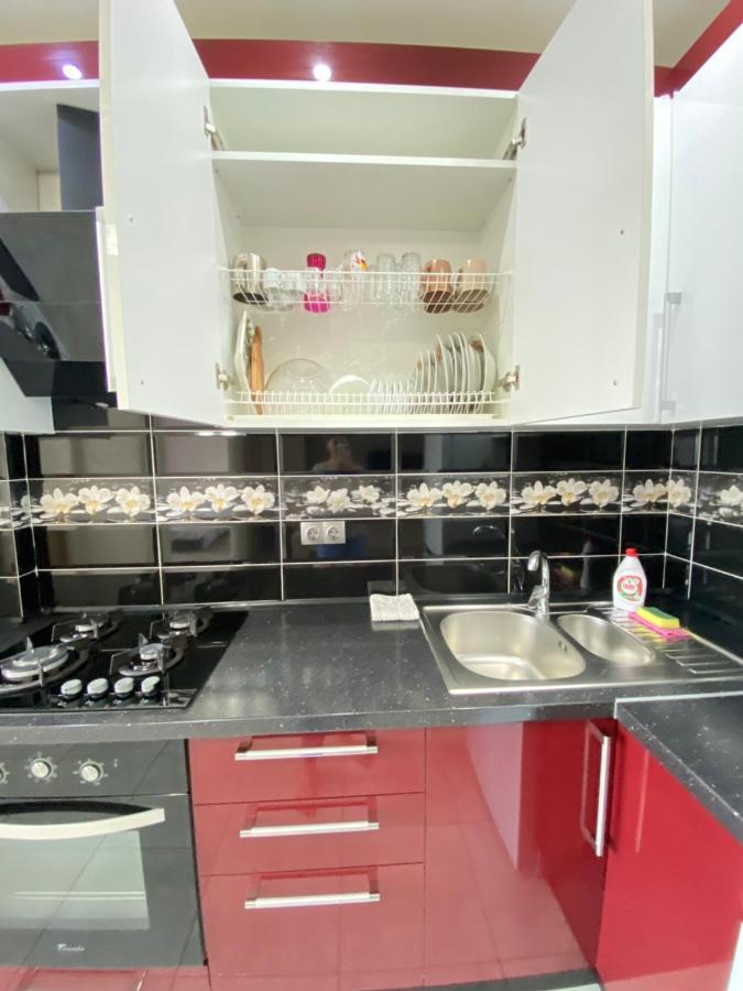 Two Bedroom Large Apartment In Кишинёв Экстерьер фото