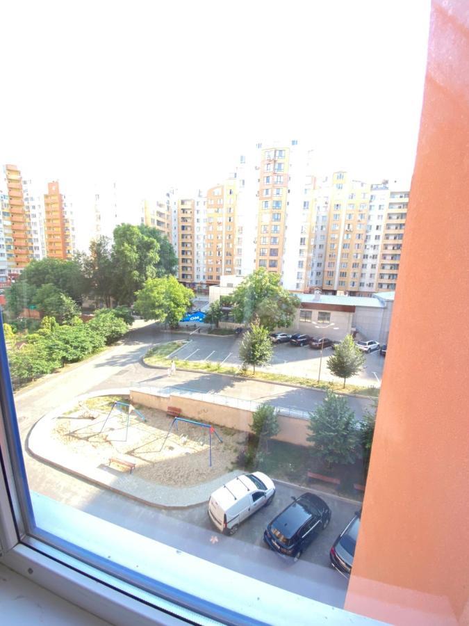 Two Bedroom Large Apartment In Кишинёв Экстерьер фото